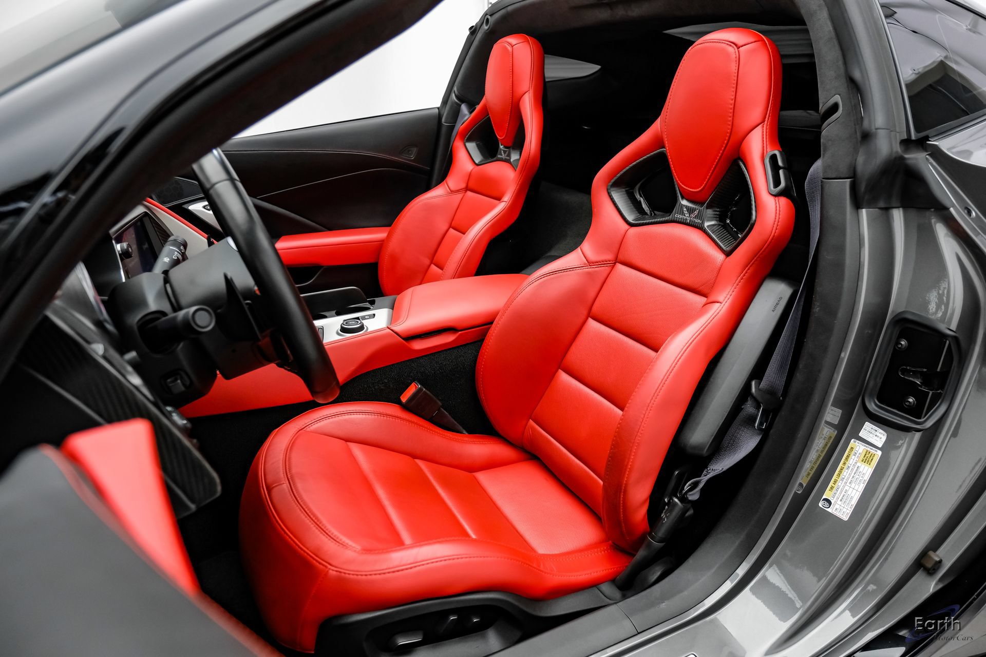 Used 2015 Chevrolet Corvette Z06 w/ 3LZ Preferred Equipment Group RWD image 46