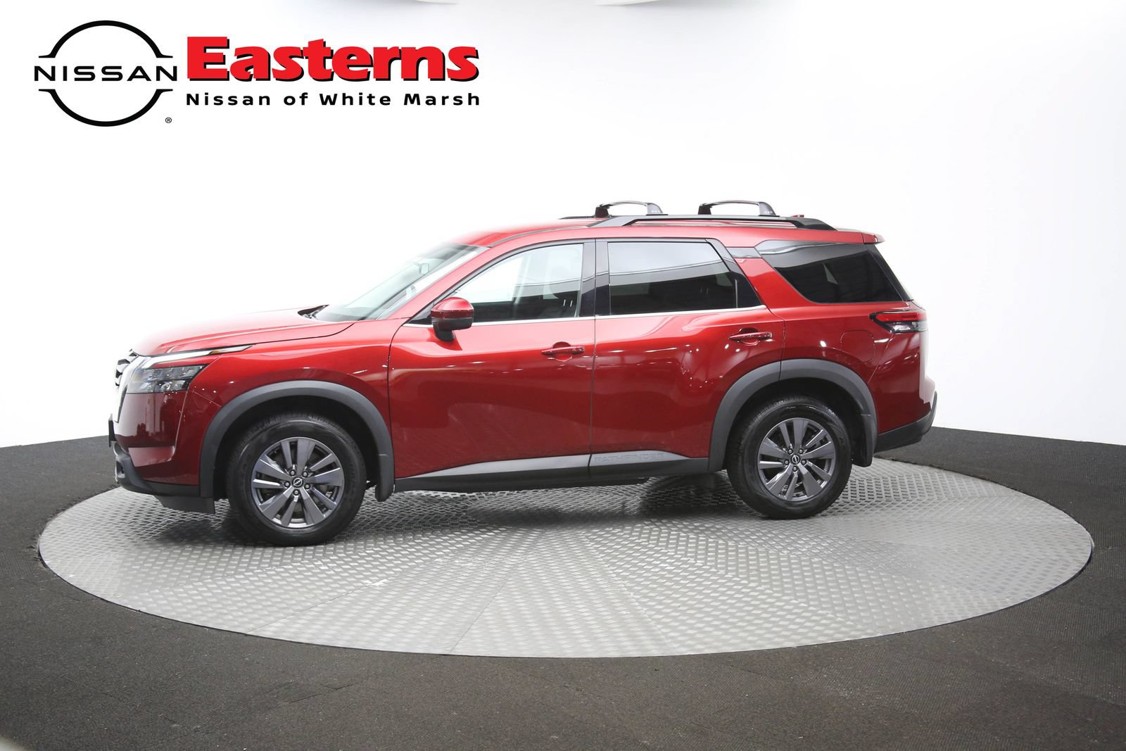 Used 2023 Nissan Pathfinder SV AWD/4WD image 56