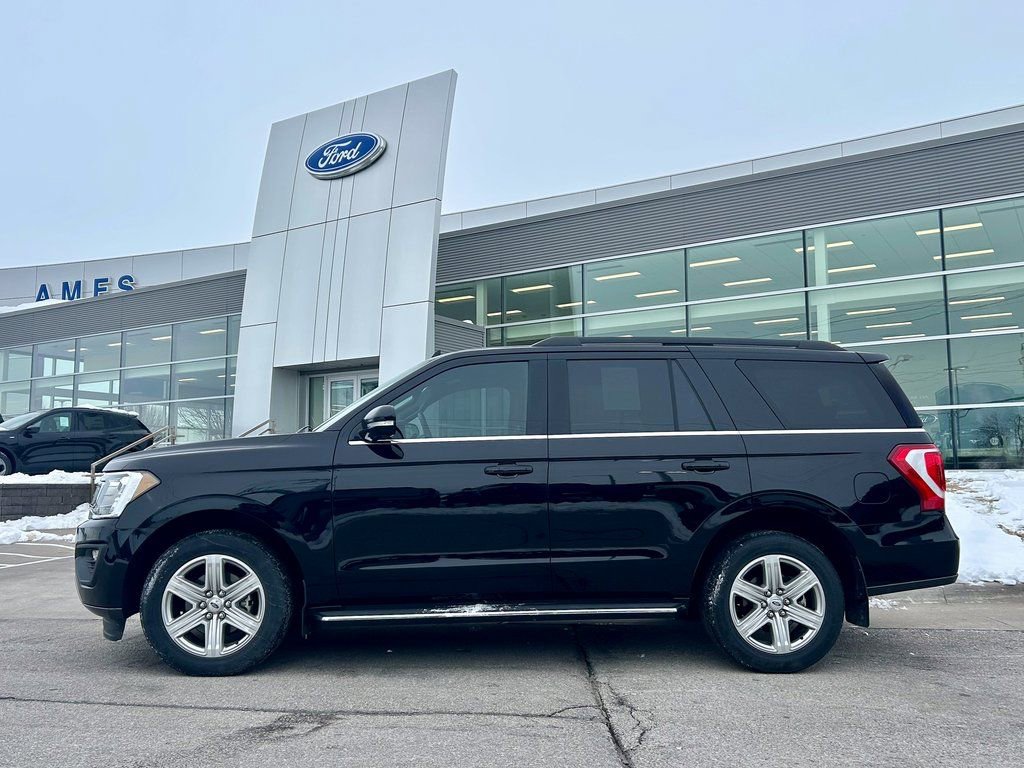 Used 2019 Ford Expedition XLT w/ Equipment Group 202A image 3