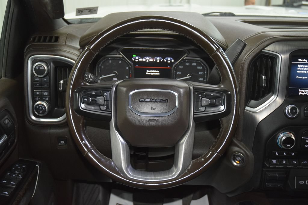 Used 2020 GMC Sierra 2500 Denali w/ Denali Ultimate Package AWD/4WD image 35