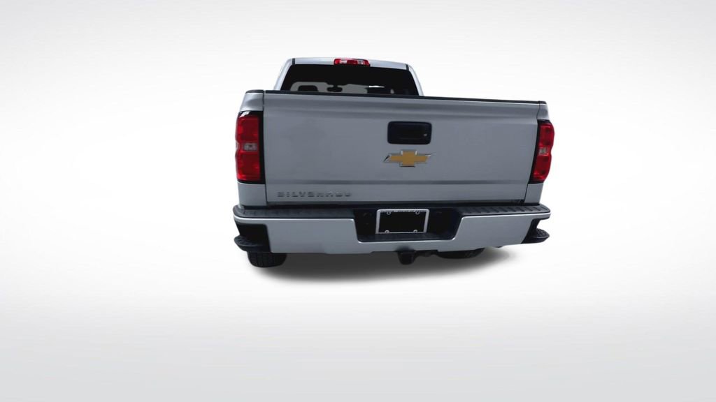 Used 2017 Chevrolet Silverado 1500 Custom w/ Custom Convenience Package image 7