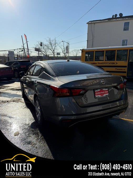 Used 2019 Nissan Altima 2.5 S FWD image 4