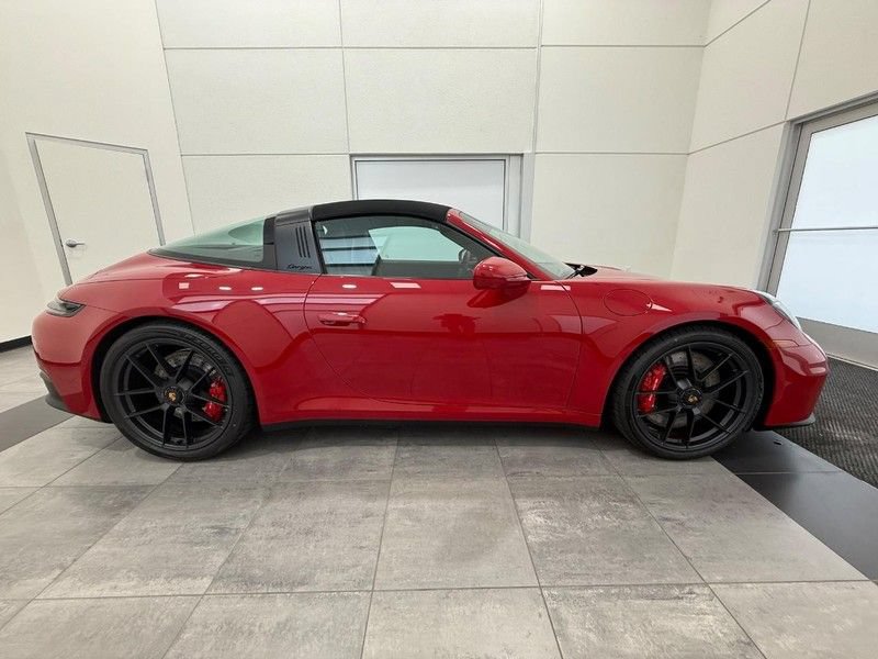 Certified 2026 Porsche 911 Targa 4 GTS AWD/4WD image 9