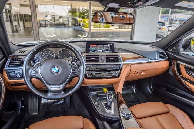 Used 2018 BMW 340i xDrive Sedan AWD/4WD image 33