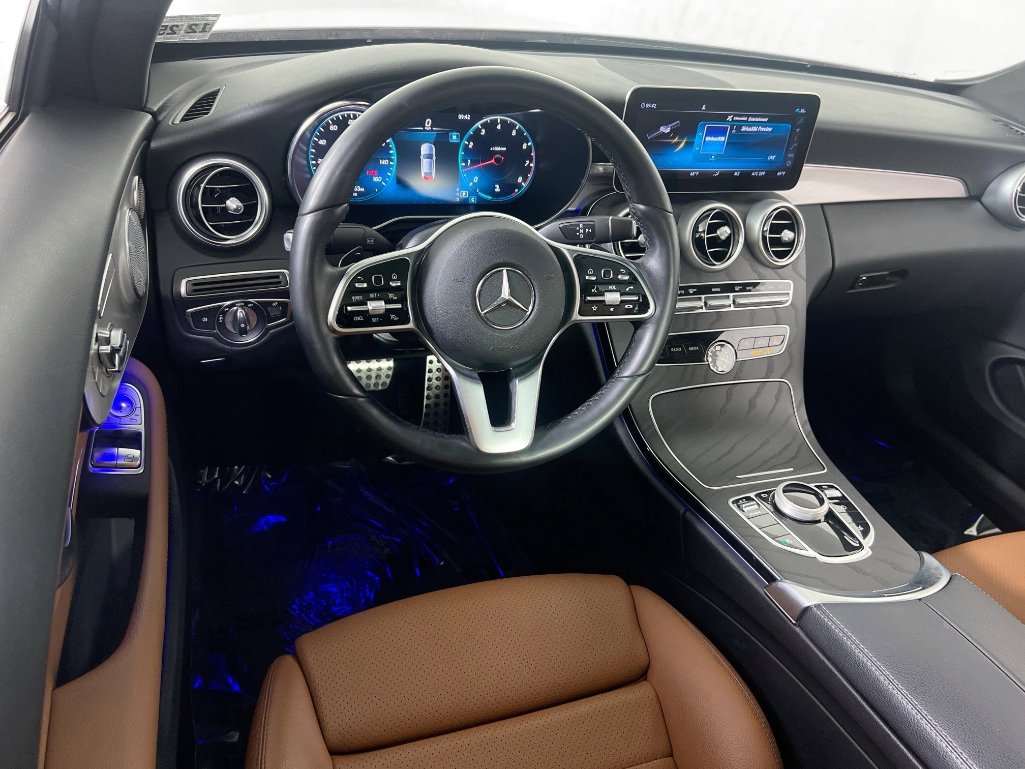 Used 2021 Mercedes-Benz C 300 4MATIC Coupe image 23