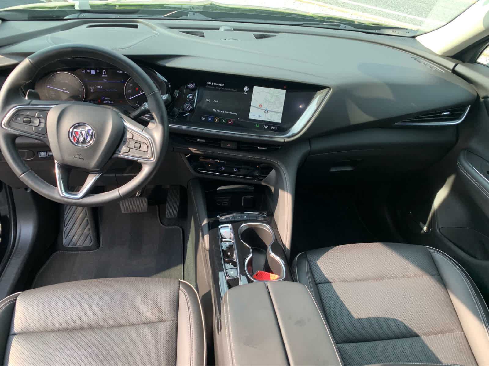 Used 2022 Buick Envision Essence w/ Technology Package I AWD/4WD image 10