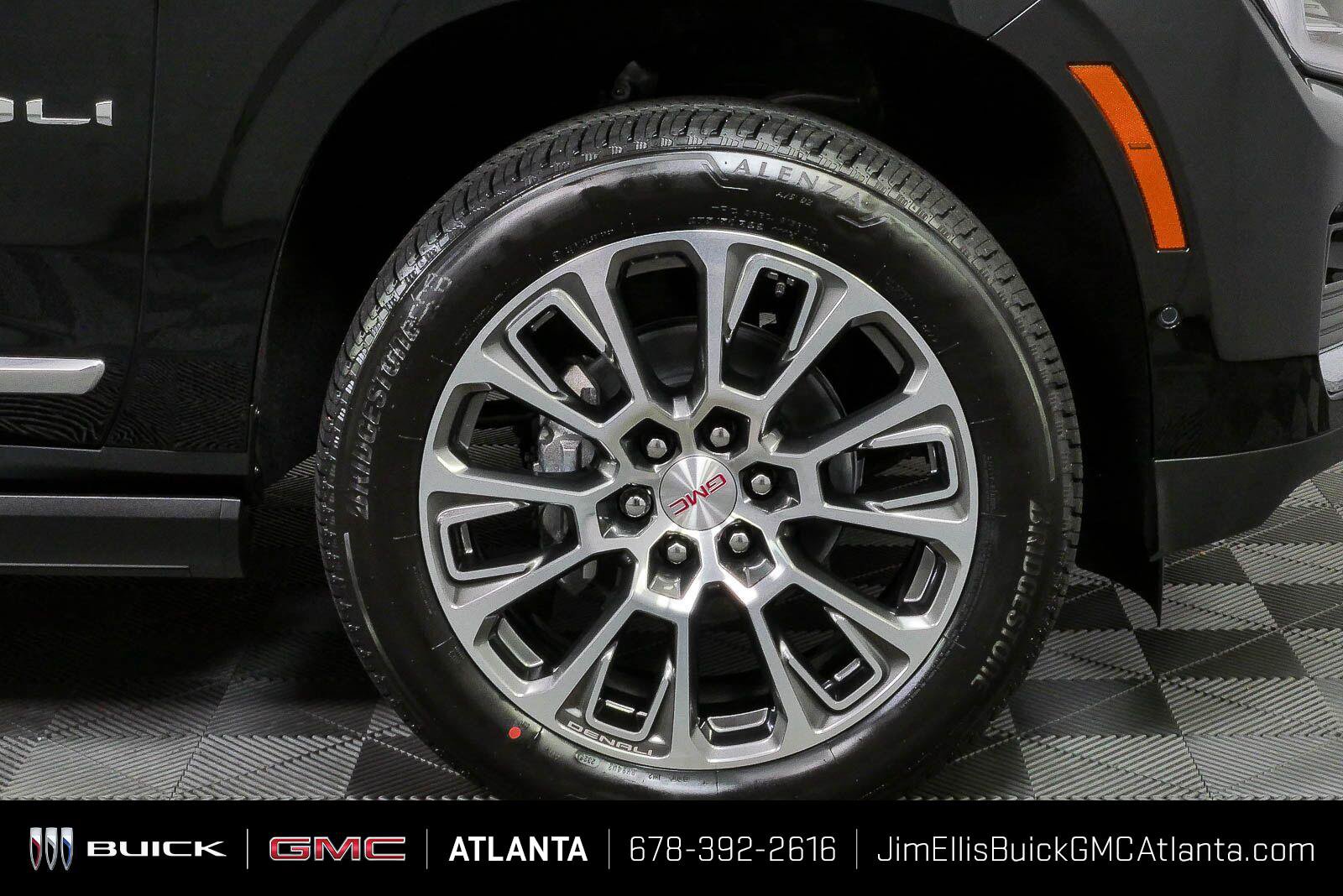 New 2026 GMC Yukon XL Denali w/ Denali Reserve Package AWD/4WD image 41