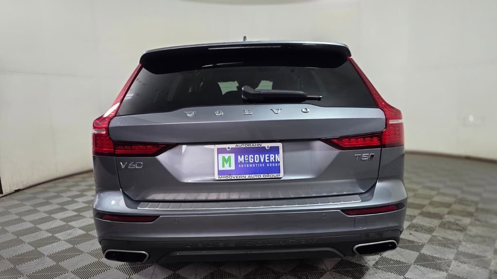 Used 2021 Volvo V60 T5 Cross Country w/ Climate Package AWD/4WD image 5