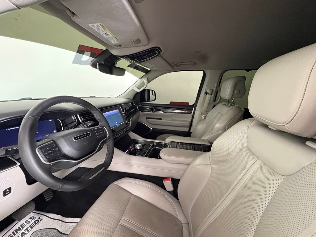 Used 2022 Jeep Wagoneer Series I w/ Convenience Group I RWD image 13