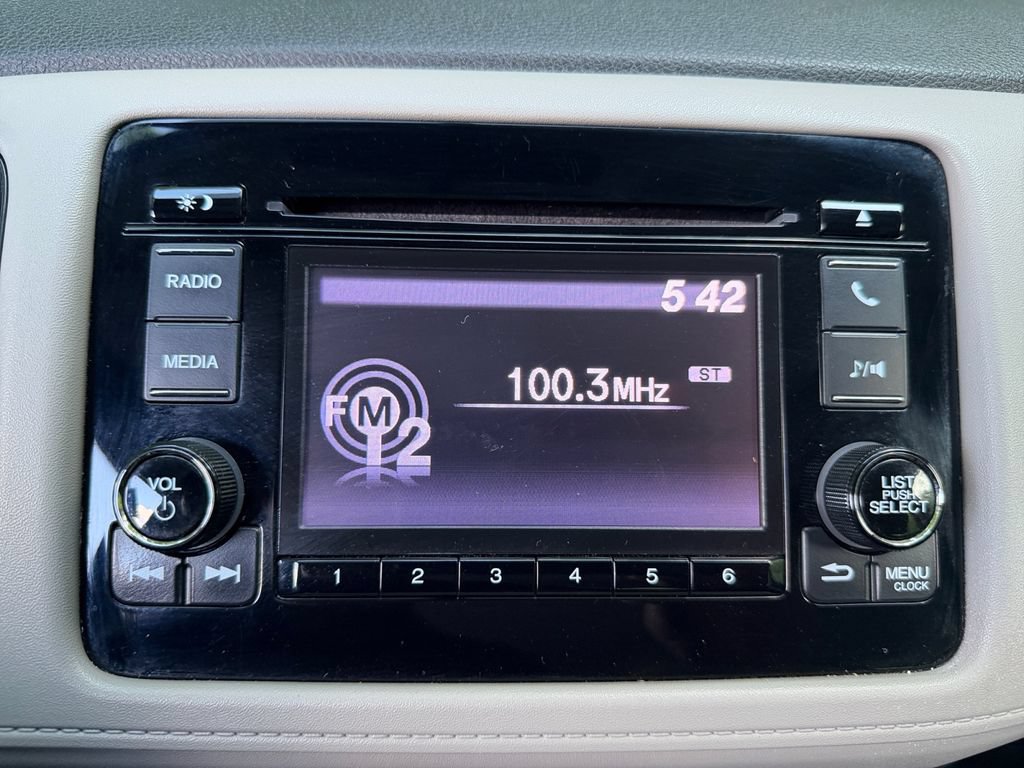 Used 2021 Honda HR-V LX image 17