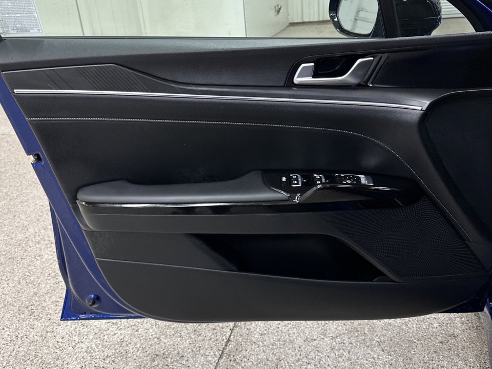 Used 2025 Kia K5 GT-Line image 3