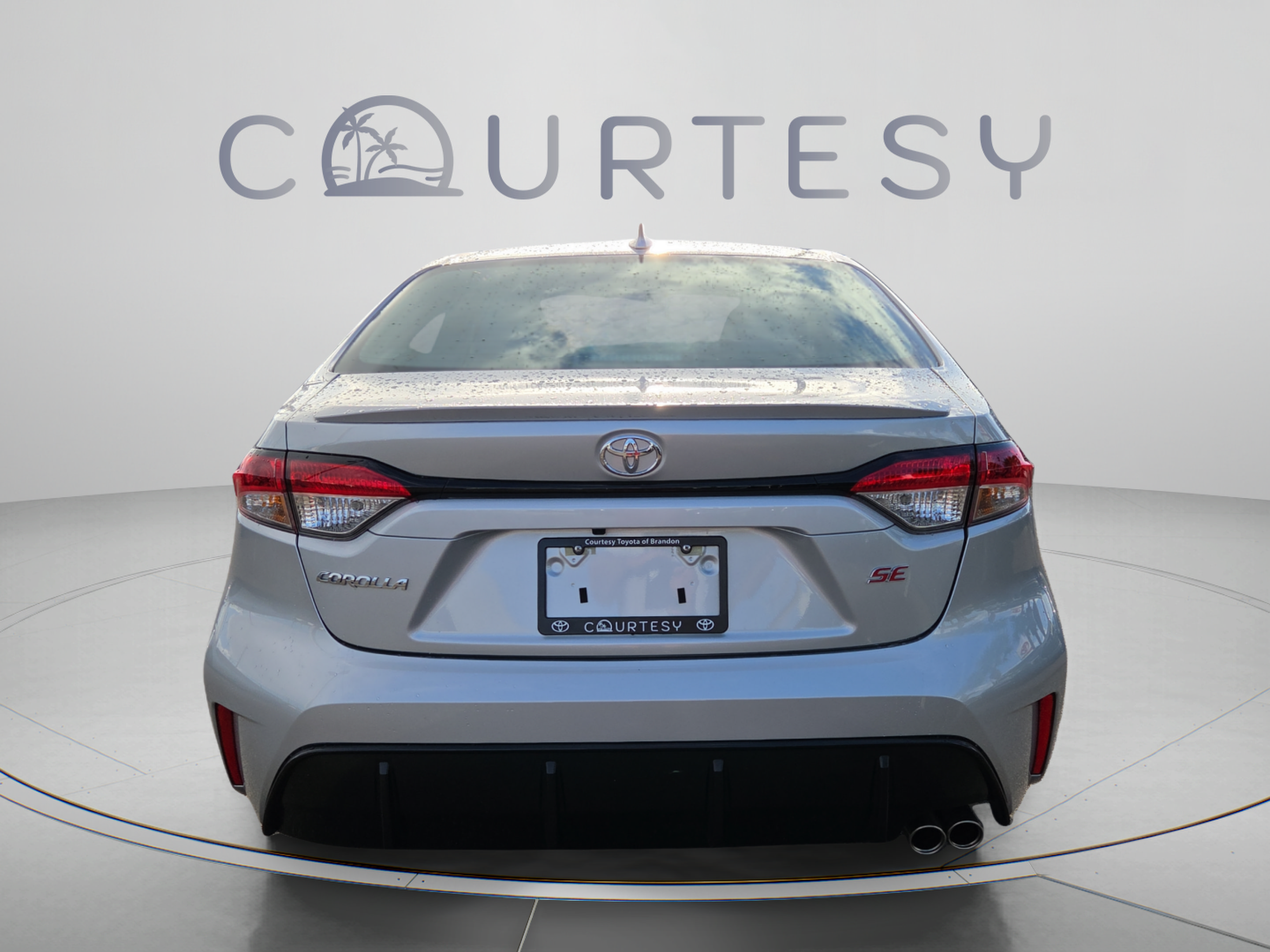 Certified 2026 Toyota Corolla SE FWD image 4