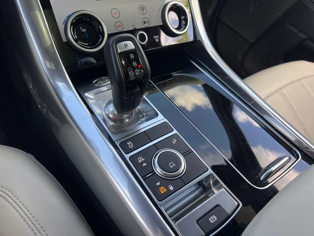 Used 2020 Land Rover Range Rover Sport HSE AWD/4WD image 27