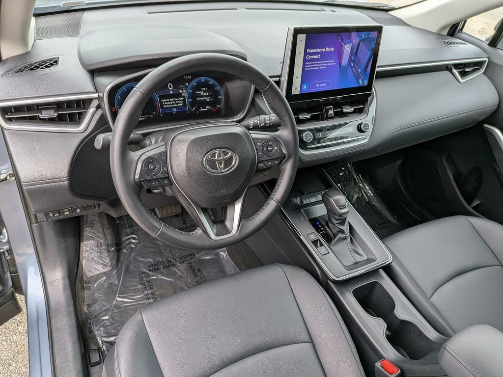 Used 2026 Toyota Corolla Cross XLE FWD image 16