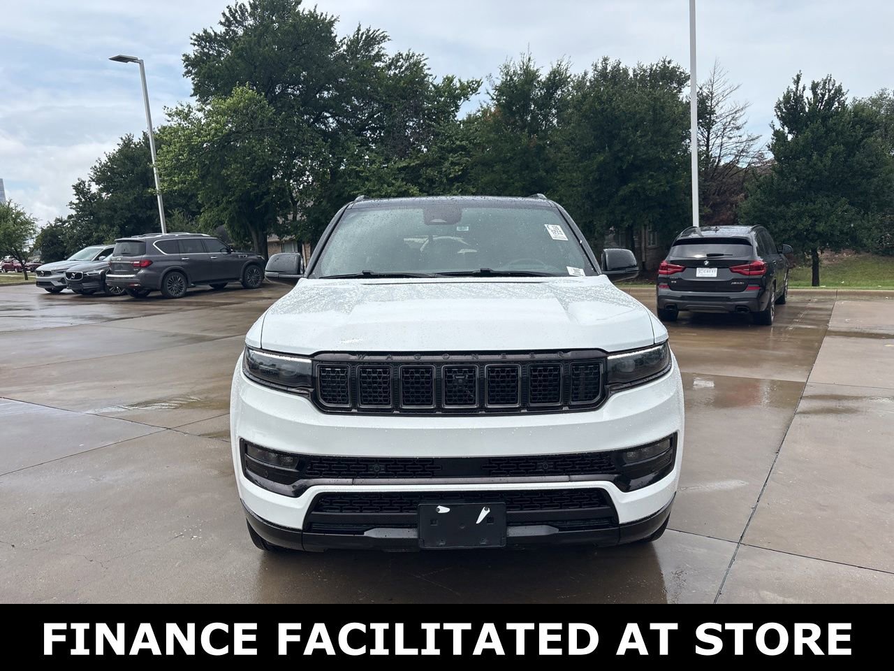 Used 2024 Jeep Grand Wagoneer Series II w/ Quick Order Packagew 28T AWD/4WD image 2