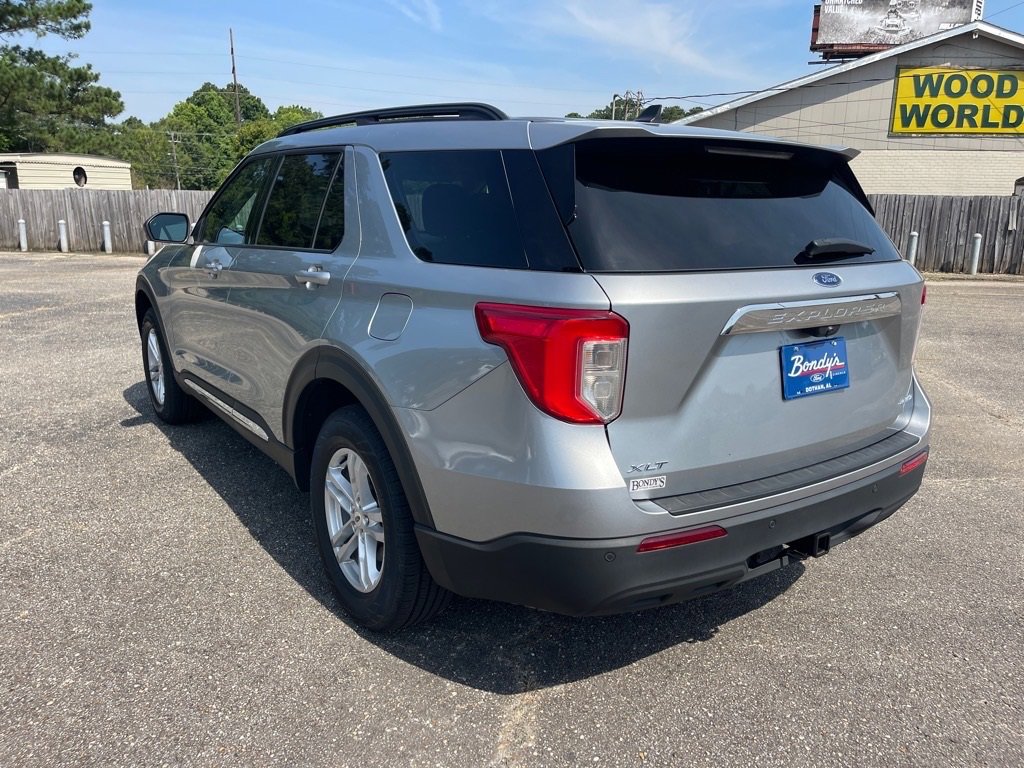 Used 2022 Ford Explorer XLT w/ Class IV Trailer Tow Package image 15