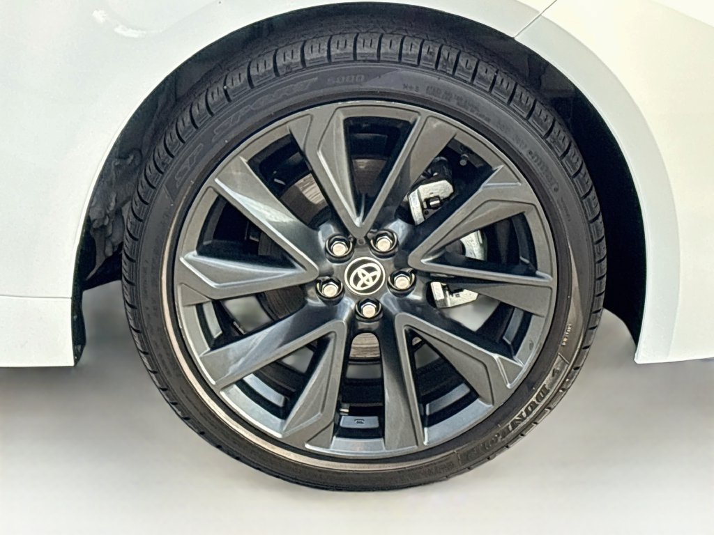 Certified 2025 Toyota Corolla SE FWD image 31
