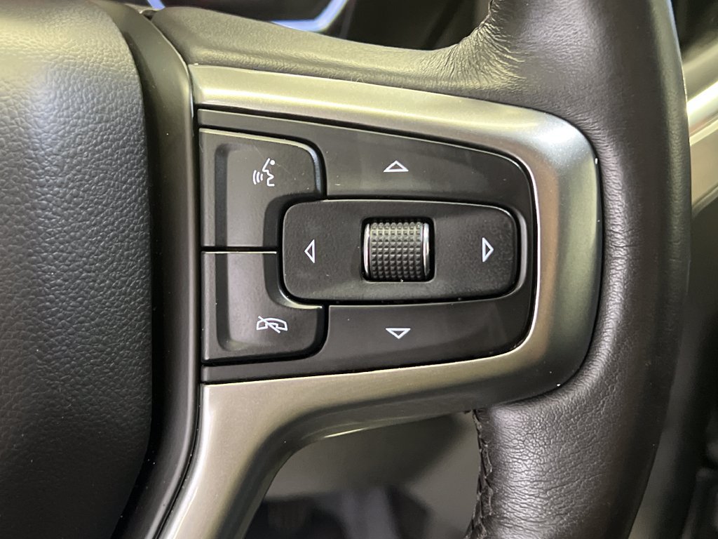 Used 2019 Chevrolet Silverado 1500 LT w/ All-Star Edition AWD/4WD image 30