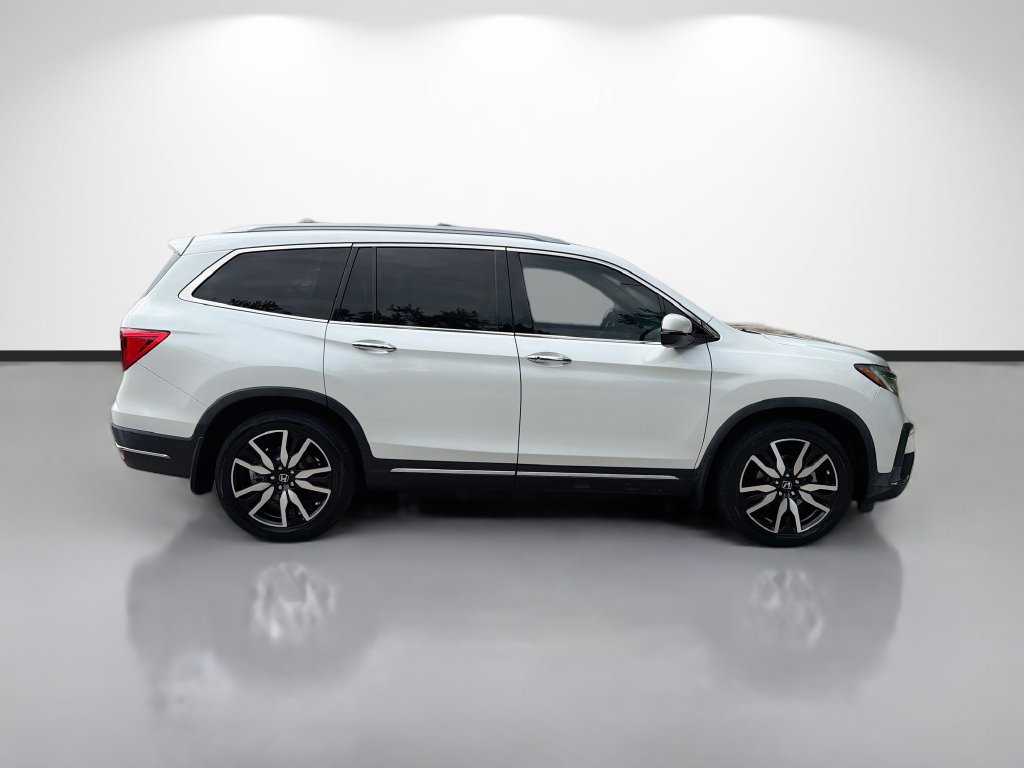 Used 2021 Honda Pilot Touring image 2