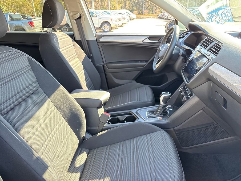 Used 2024 Volkswagen Tiguan S image 27