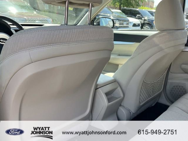 Used 2011 Subaru Outback 2.5i Premium w/ All-Weather Pkg AWD/4WD image 19