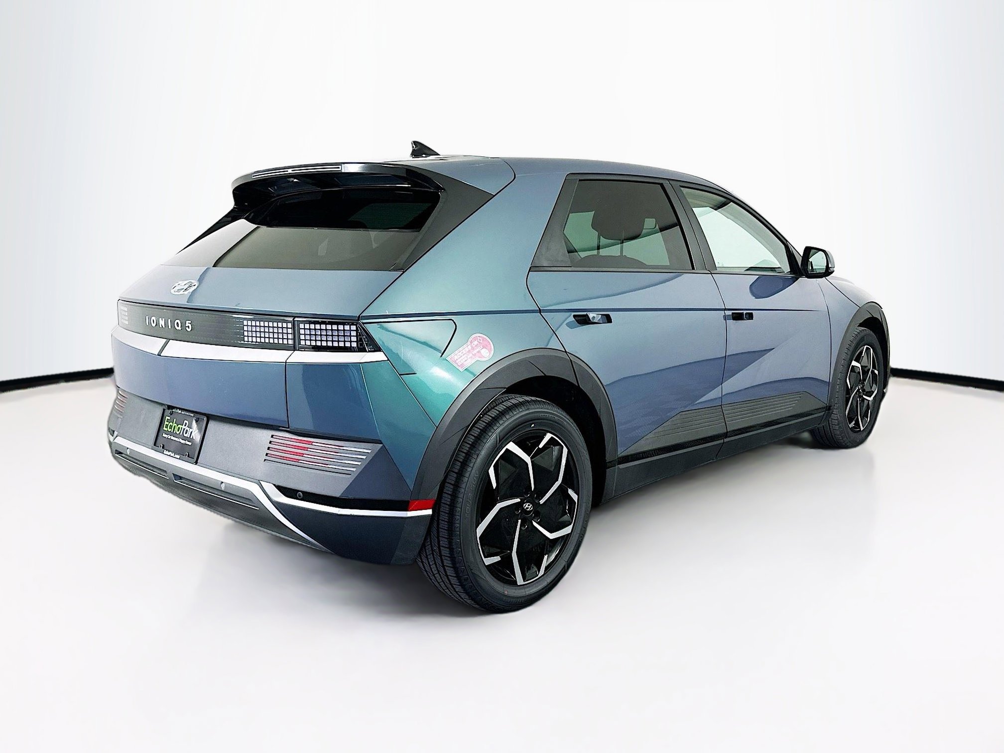Used 2024 Hyundai Ioniq 5 SE image 9