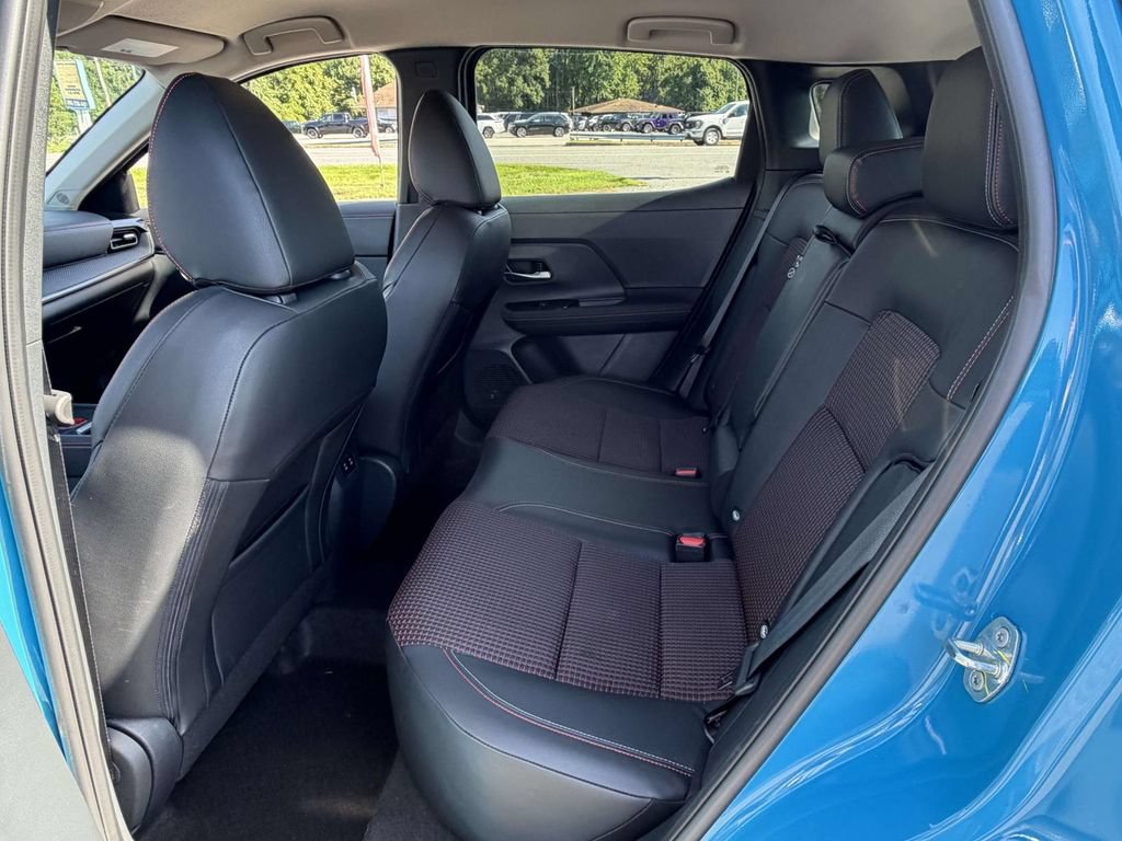 Used 2025 Nissan Kicks SR w/ Illumination Package AWD/4WD image 15