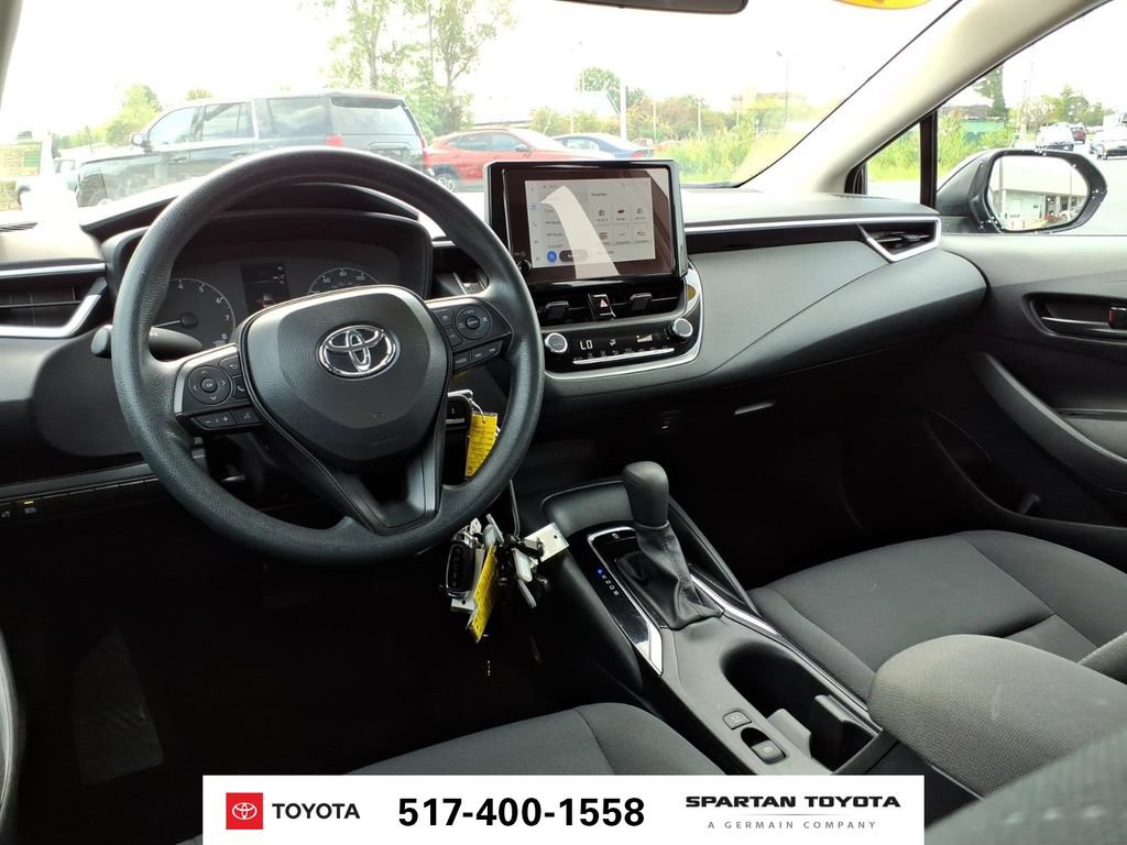 Used 2024 Toyota Corolla LE FWD image 13