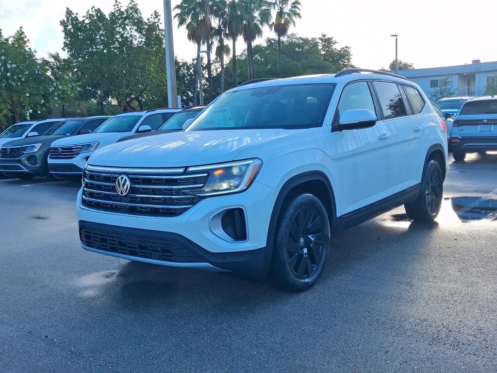 New 2026 Volkswagen Atlas SE FWD image 3