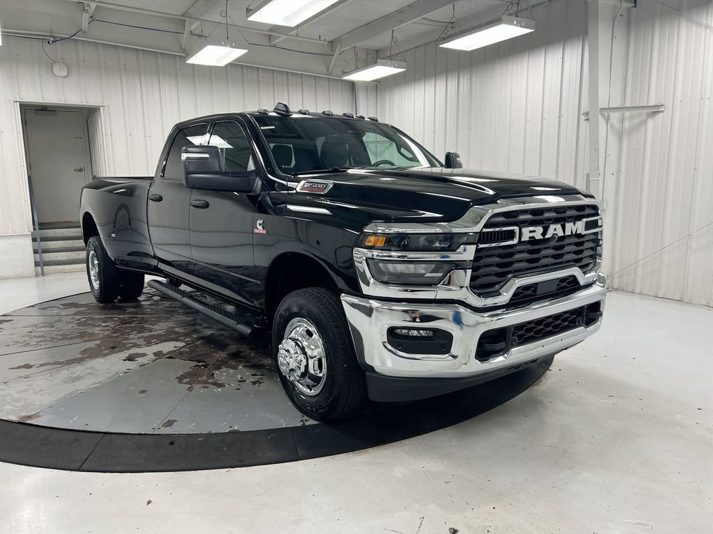 New 2026 RAM 3500 Tradesman AWD/4WD image 2