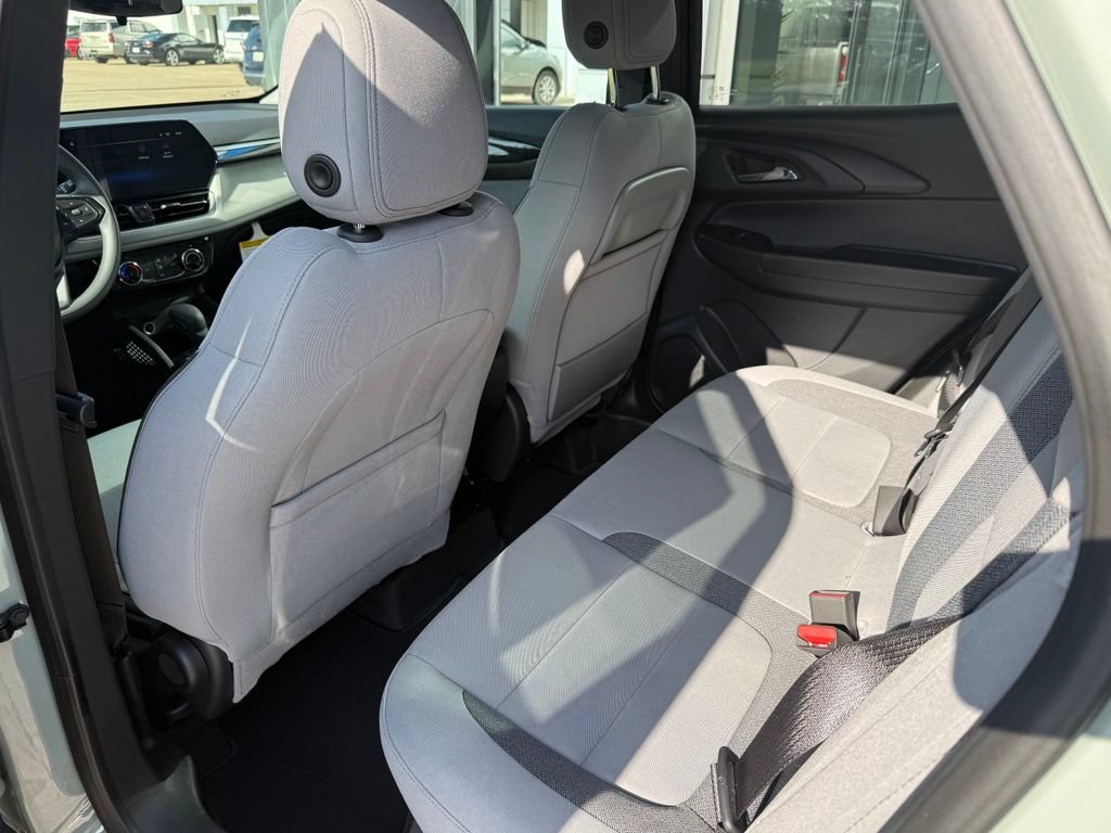New 2026 Chevrolet TrailBlazer LT FWD image 18