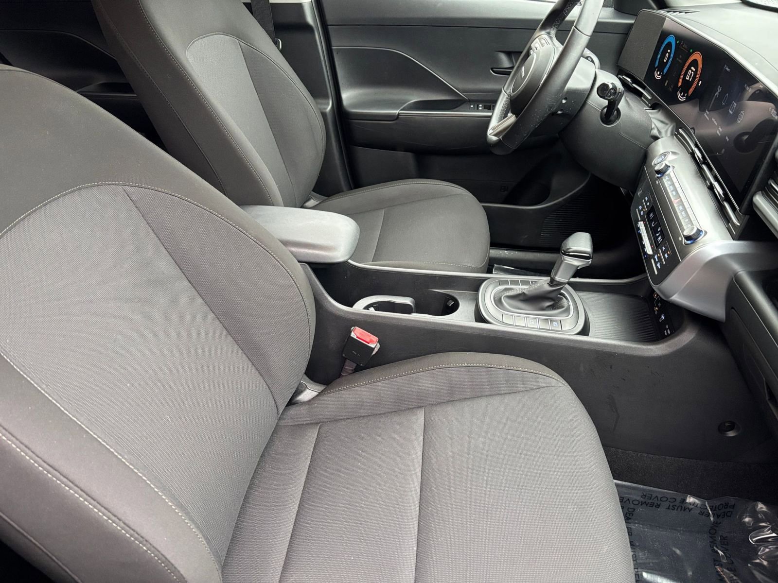 Used 2025 Hyundai Kona SEL image 38