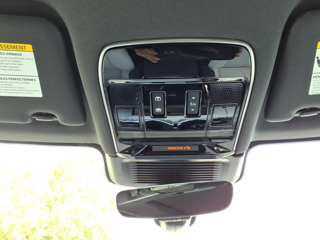 New 2025 Land Rover Range Rover Sport Dynamic SE AWD/4WD image 23