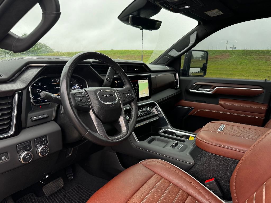 Used 2024 GMC Sierra 2500 Denali Ultimate w/ Max Trailering Package AWD/4WD image 22