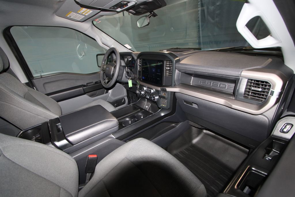 Used 2025 Ford F150 XL w/ Equipment Group 104A Hybrid AWD/4WD image 20