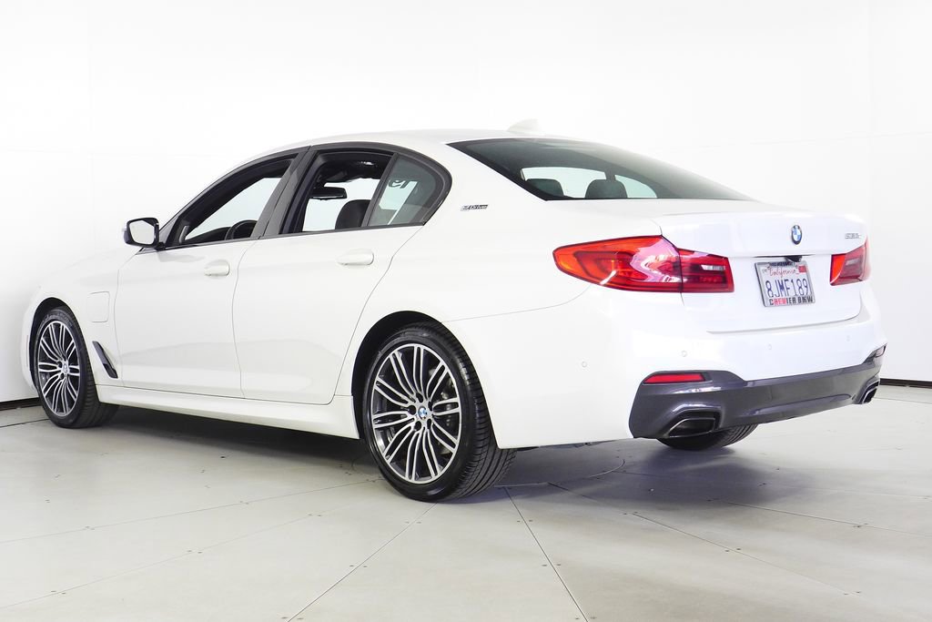 Used 2019 BMW 530e 530e iPerformance w/ M Sport Package image 9
