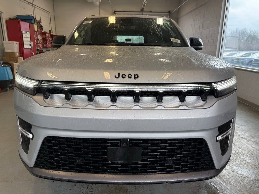 New 2026 Jeep Grand Wagoneer L 4WD w/ Premium Group I image 8