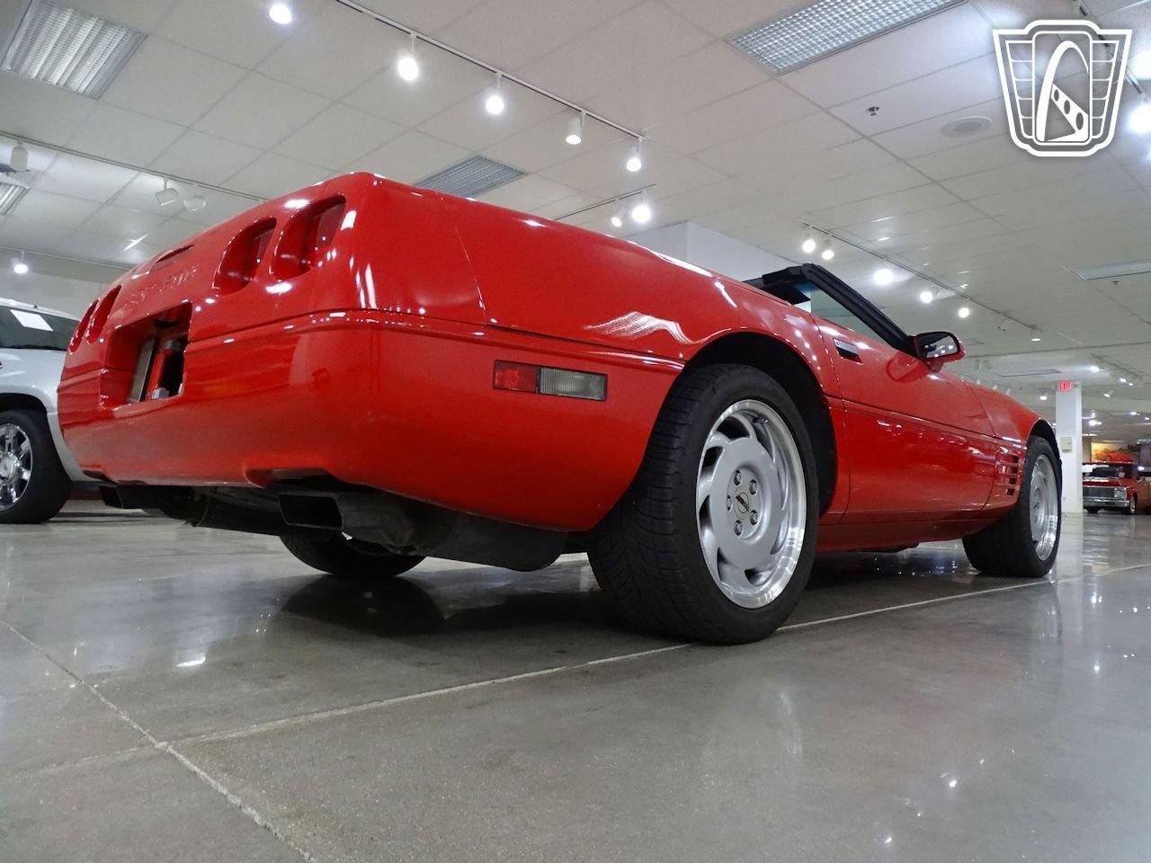 Used 1992 Chevrolet Corvette Convertible RWD image 17