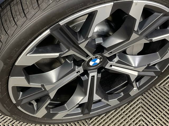 Certified 2025 BMW 330i xDrive 330i xDrive w/ Premium Package image 46