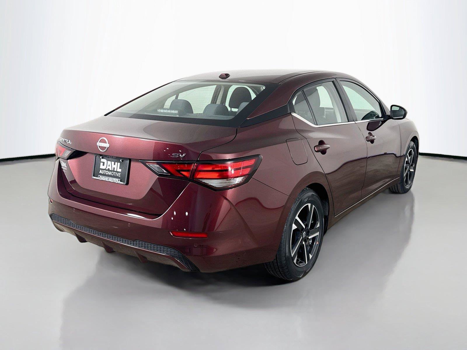 Used 2024 Nissan Sentra SV FWD image 13