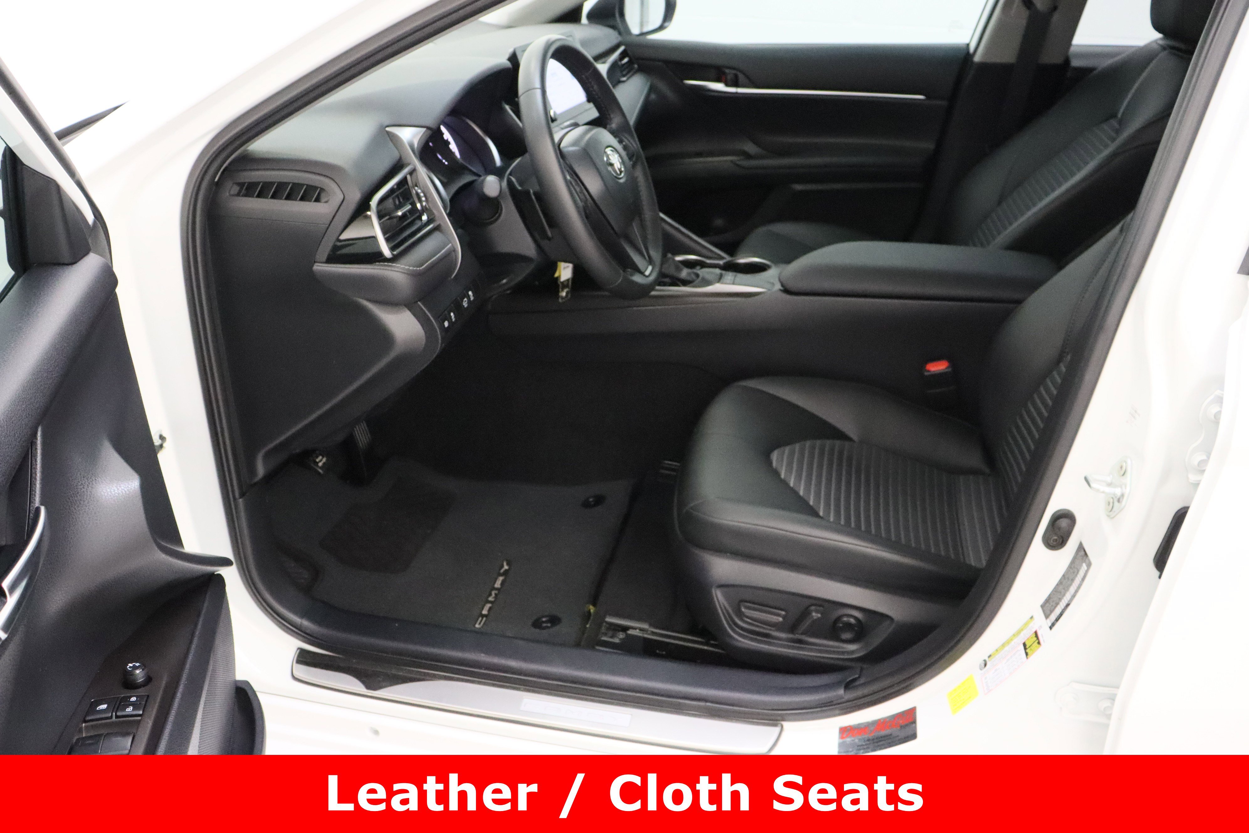 Used 2024 Toyota Camry SE image 14