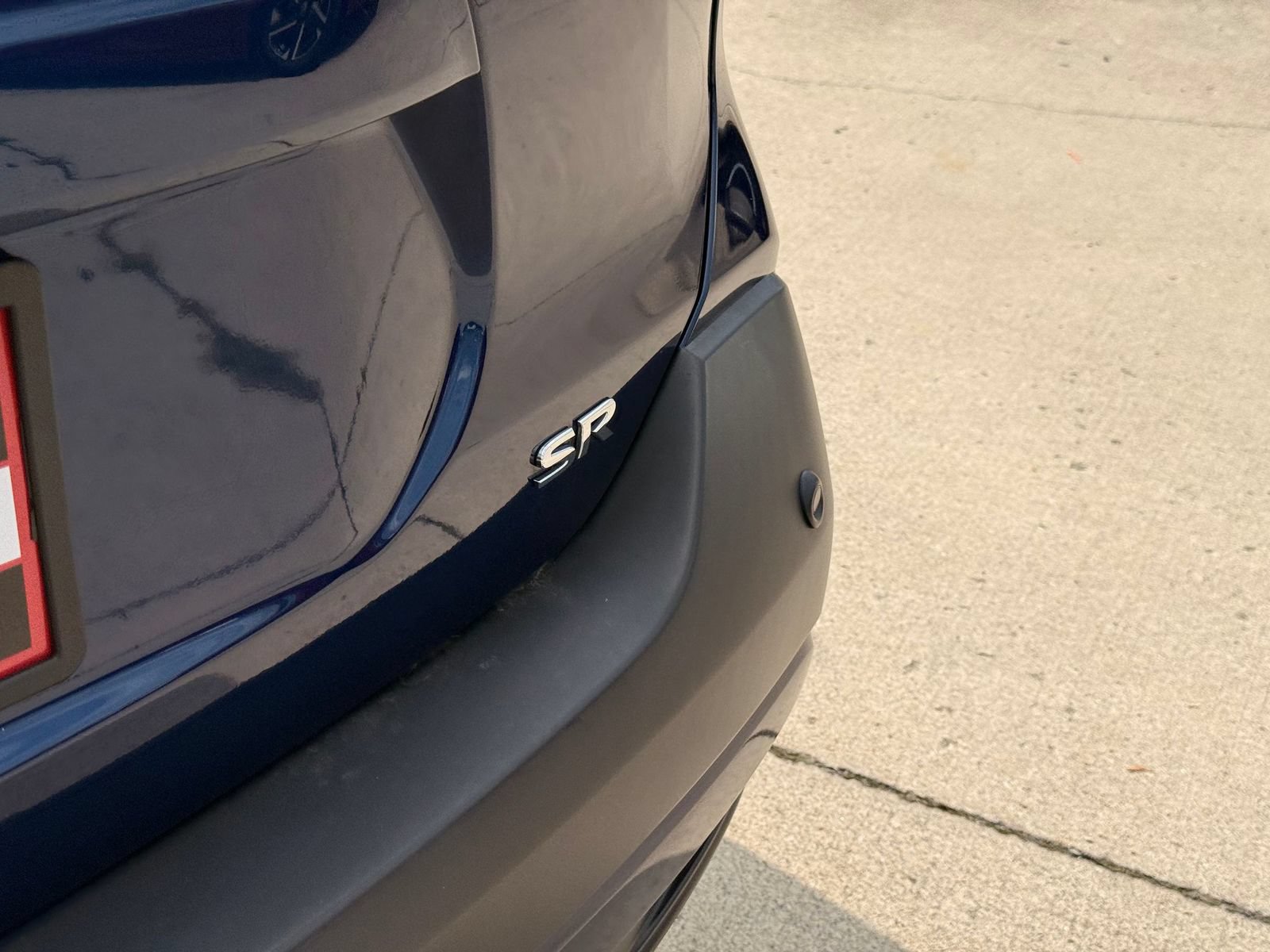 Used 2020 Nissan Kicks SR w/ SR Premium Package FWD image 34