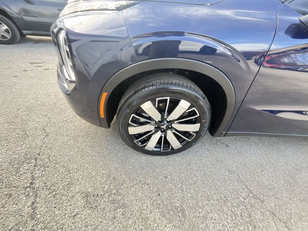 New 2026 Mitsubishi Outlander SE FWD image 10