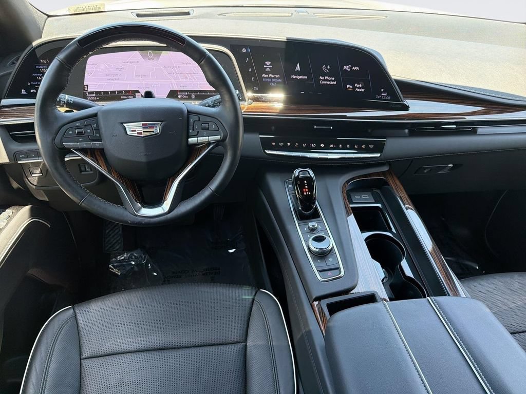 Certified 2023 Cadillac Escalade ESV Premium Luxury AWD/4WD image 7