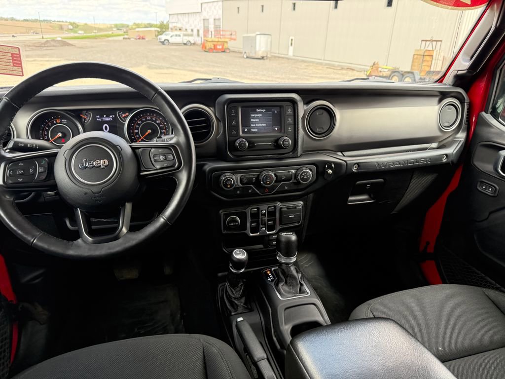 Used 2019 Jeep Wrangler Unlimited Sport S AWD/4WD image 22