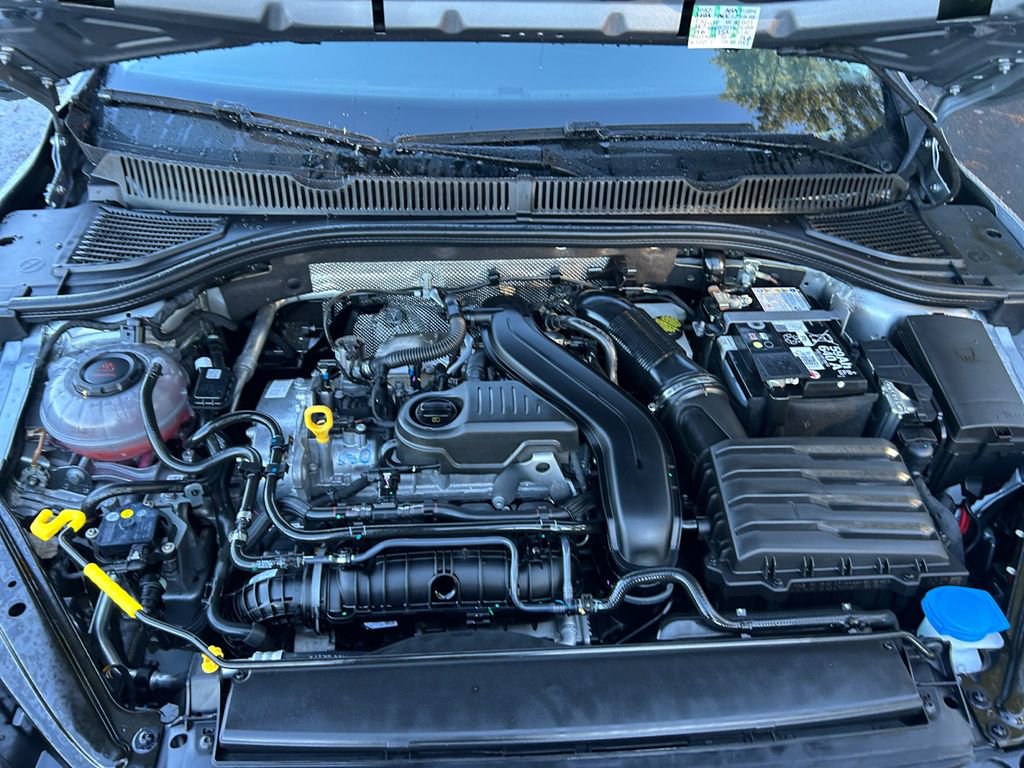 Used 2025 Volkswagen Jetta S image 29