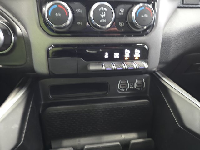 Used 2022 RAM 1500 Big Horn AWD/4WD image 22