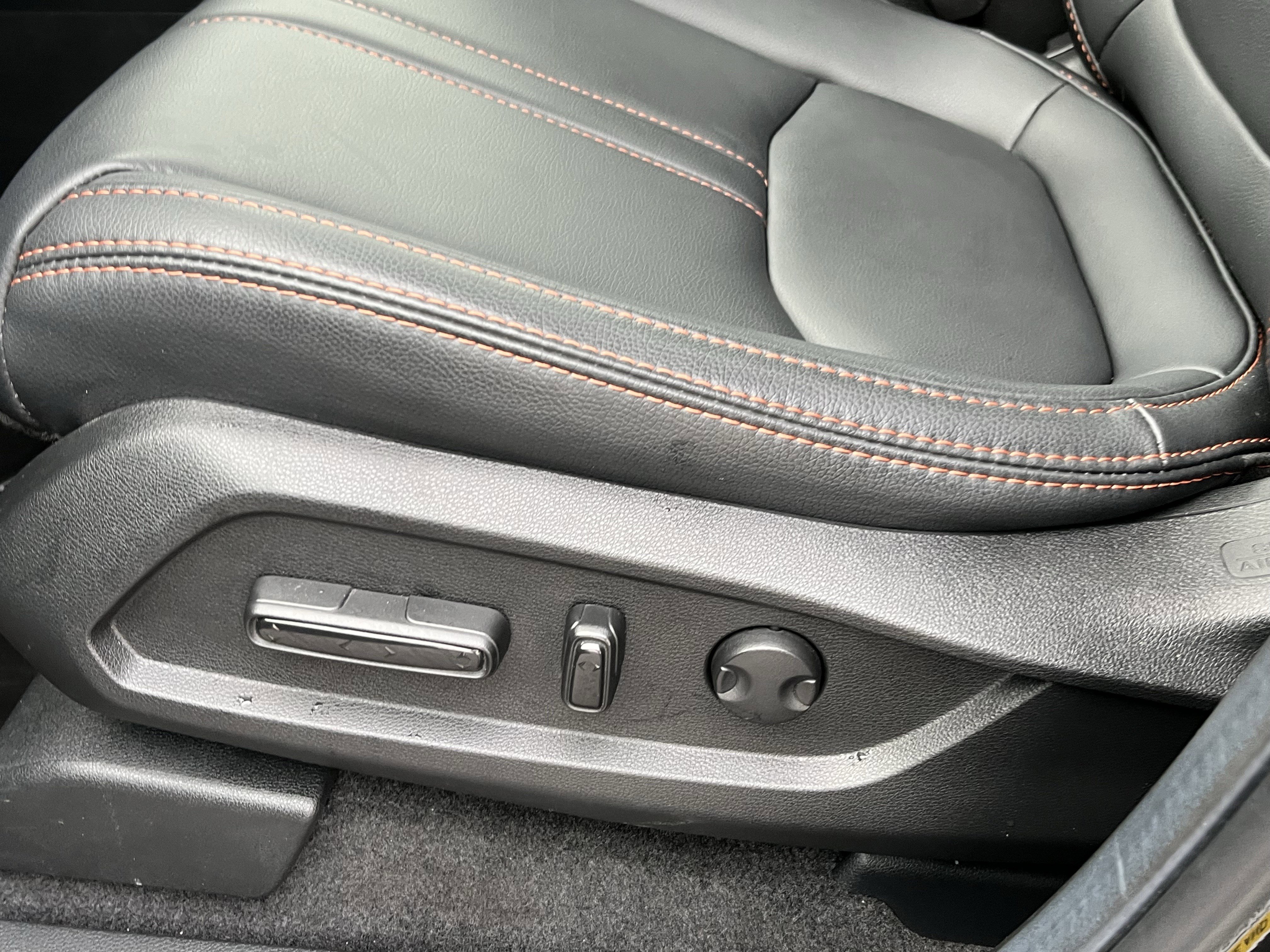 Certified 2025 Honda Pilot TrailSport image 16