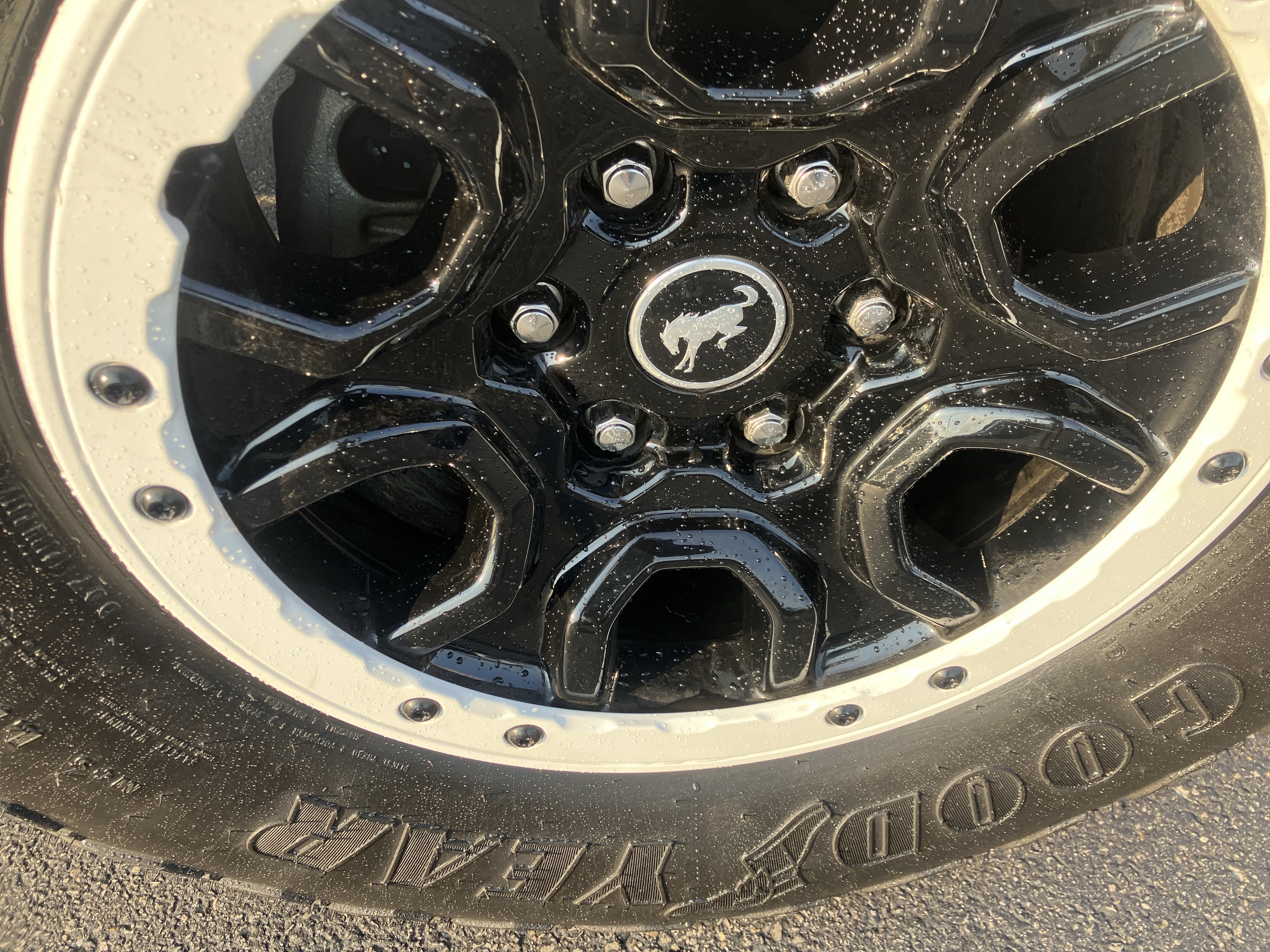 Used 2022 Ford Bronco 4-Door w/ Sasquatch Package AWD/4WD image 9