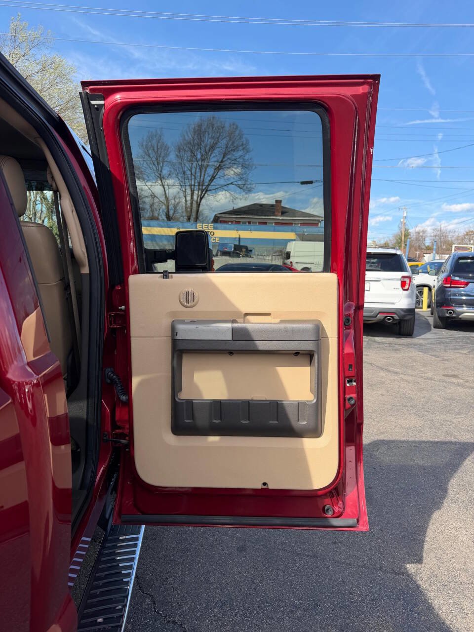 Used 2013 Ford F250 Lariat w/ Chrome Pkg image 16